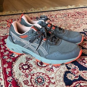 Gel Venture 8 Asics running shoes